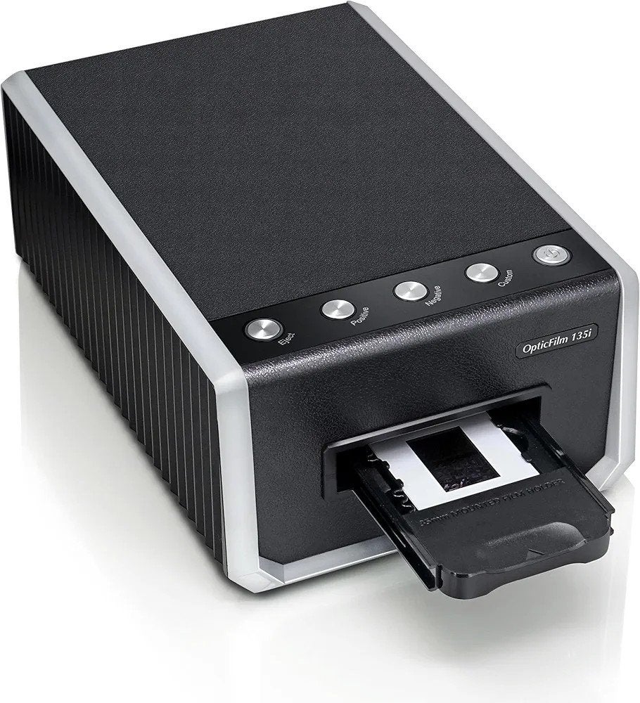 Plustek OpticFilm 135i 35mm film dia-scanner ZGAN, Diascanner, Ophalen of Verzenden, Zo goed als nieuw, MacOS