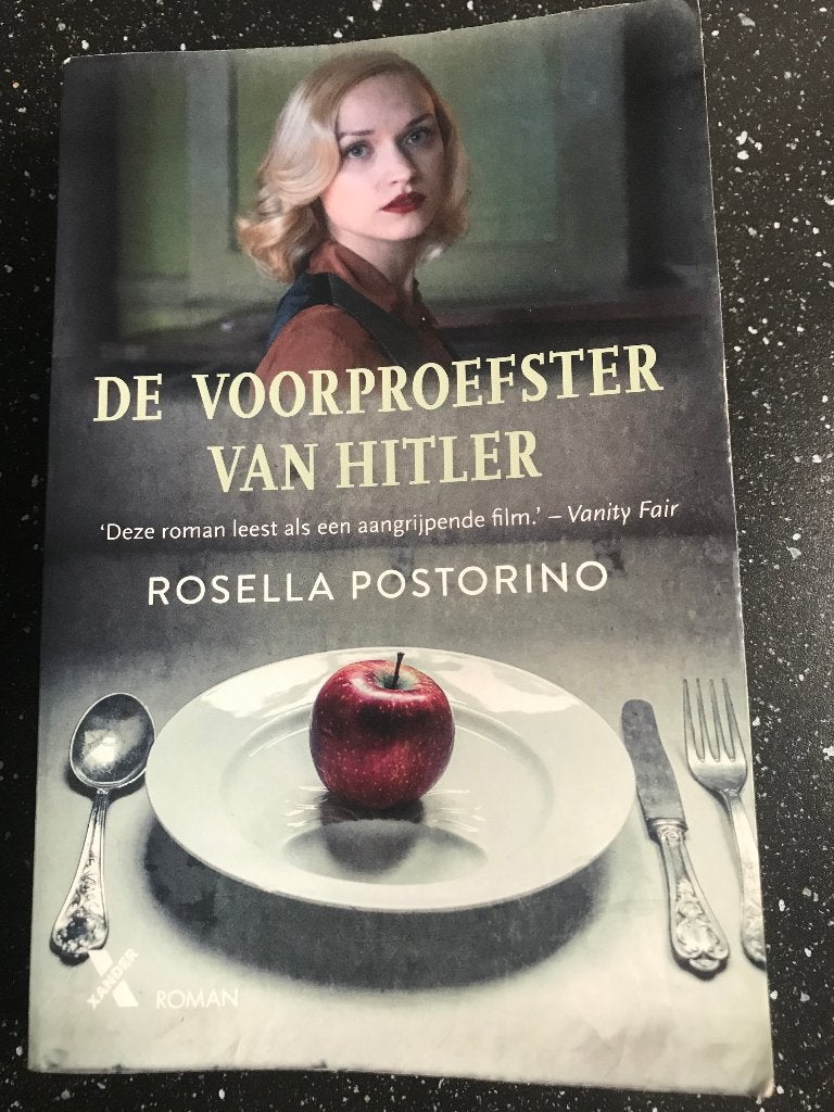 2e Wereldoorlog -  "De Voorproefster van Hitler", Boeken, Ophalen of Verzenden, Algemeen, Rosella Postorino, Tweede Wereldoorlog