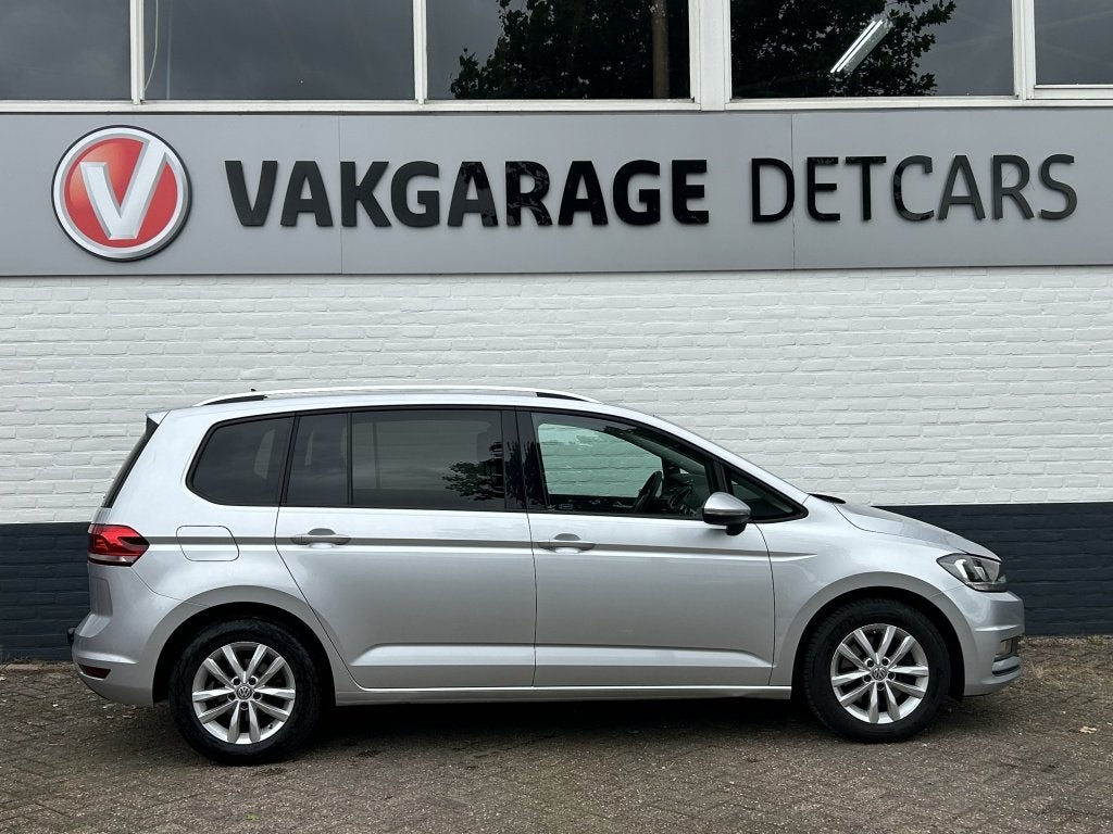 Volkswagen Touran 1.4 TSI Comf Bns 7p (bj 2017), Auto's, Volkswagen, 12 maanden, Automatische klimaatregeling, Gebruikt, Euro 6