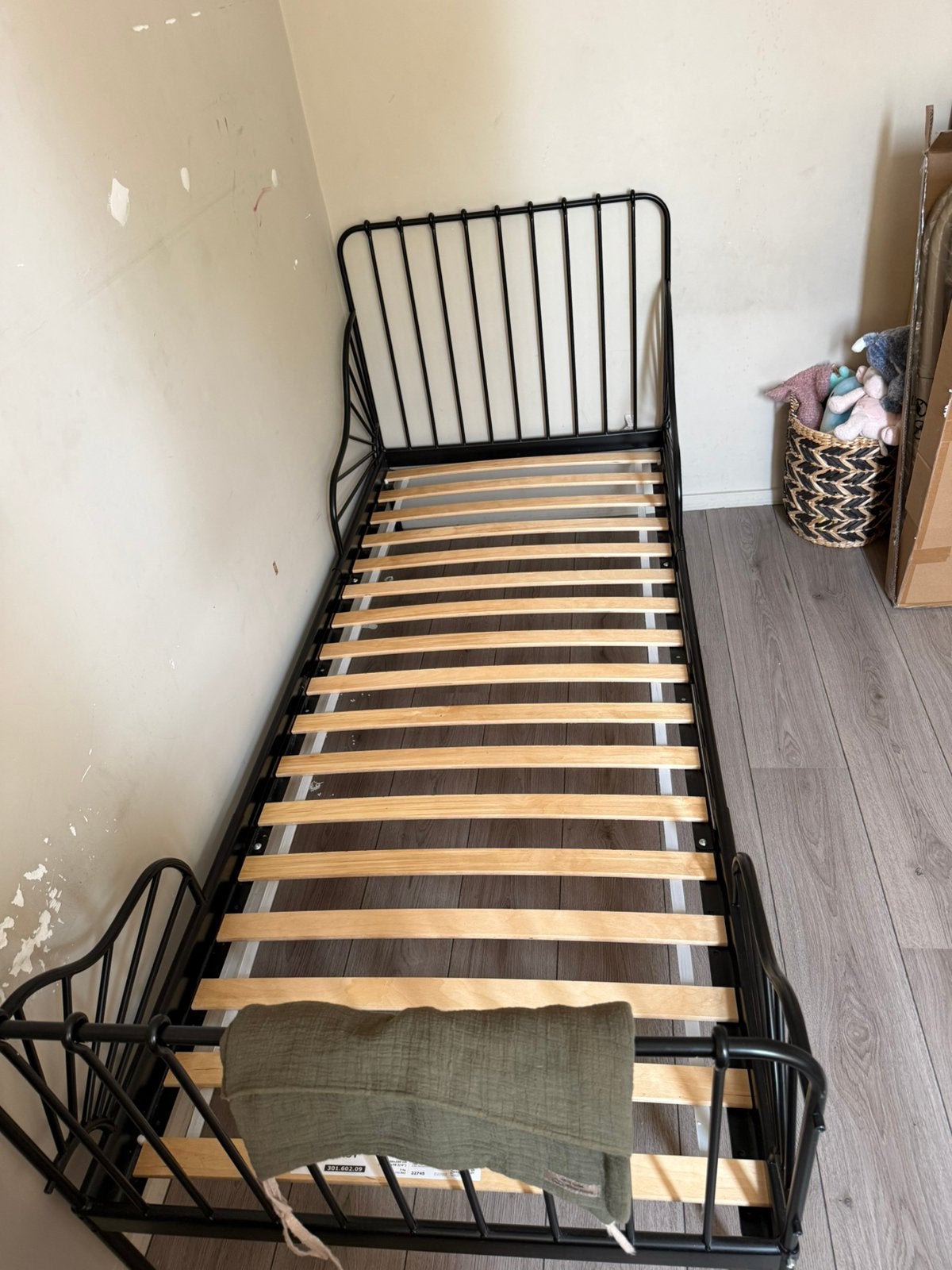Verstelbaar Peuterbed/1persoons, Kinderen en Baby's, Ophalen, 70 tot 85 cm, Zo goed als nieuw, Matras