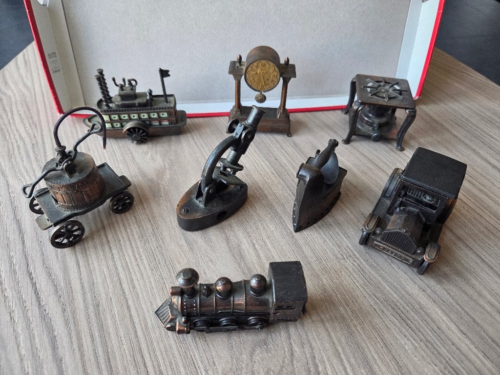 Partij van 8 vintage metalen puntenslijpers, Ophalen of Verzenden