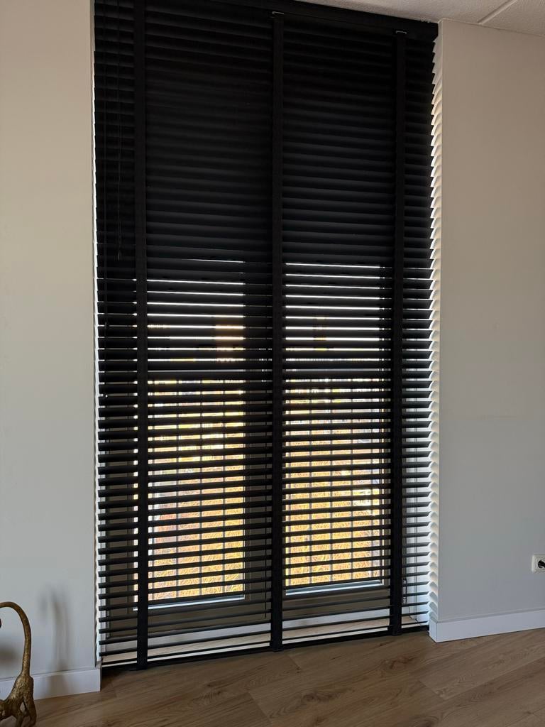 3 x Bruine/zwarte aluminium jaloezieën met ladderband, Ophalen, Bruin, 200 cm of meer, 150 tot 200 cm