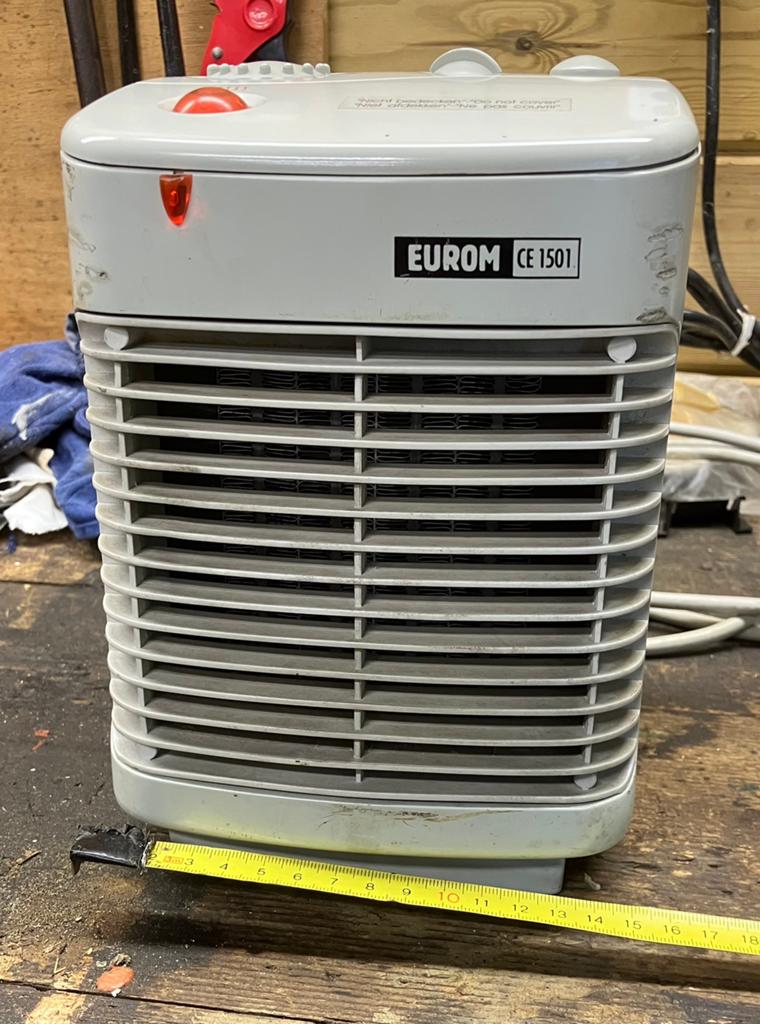 Elektrisch kacheltje 1500 watt, Doe-het-zelf en Verbouw, Verwarming en Radiatoren, Ophalen, Gebruikt, Minder dan 30 cm, Kachel