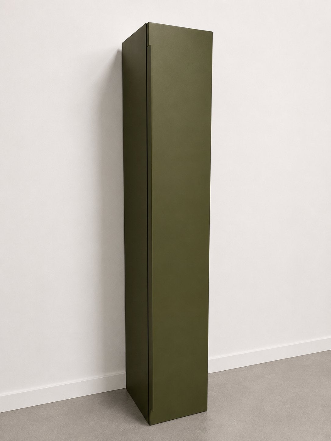 Nieuwstaat Cappellini hangkast | bosgroen, Huis en Inrichting, Kasten | Wandmeubels, Ophalen, Met deur(en), Zo goed als nieuw