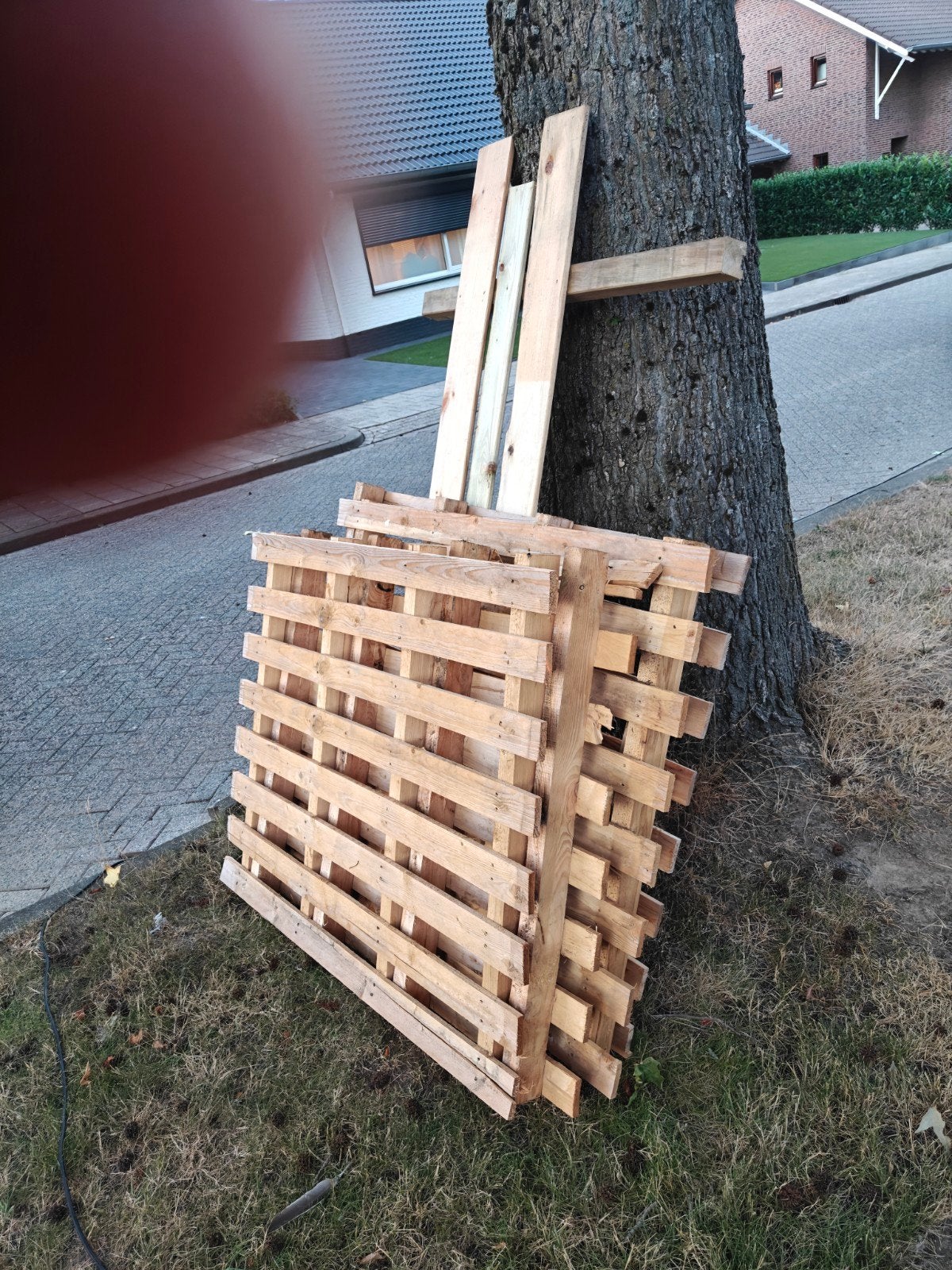 4.5 houten pallets gratis af te halen, Ophalen