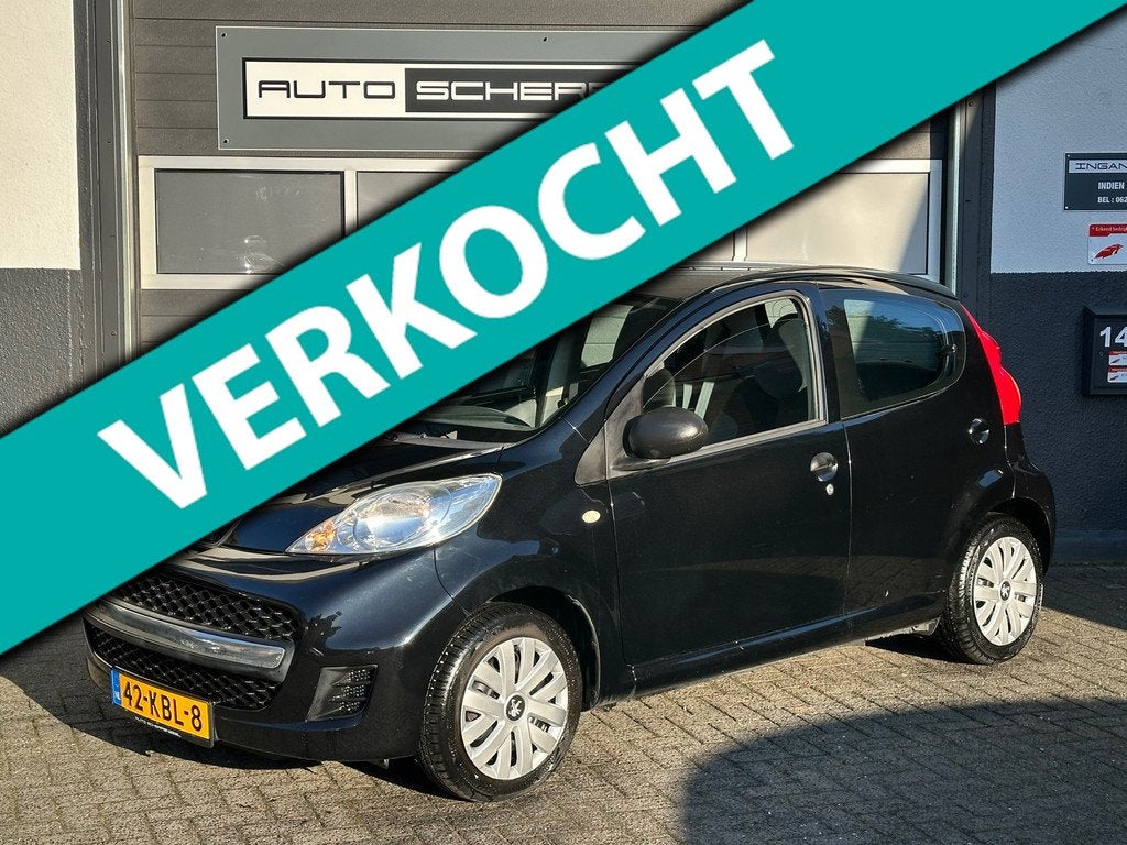 Peugeot 107 1.0-12V XR | BETROUWBAAR | NAP | ZUINIG |, Auto's, Peugeot, Voorwielaandrijving, Stof, Zwart, 4 stoelen