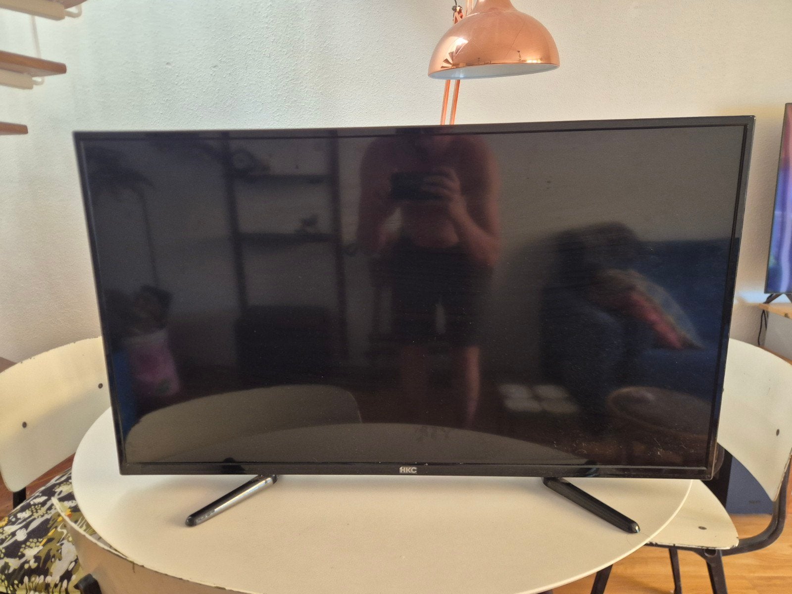 HKC LED TV 40 inch + Xiaomi TV box s2, 50 Hz, 100 cm of meer, Full HD (1080p), Ophalen