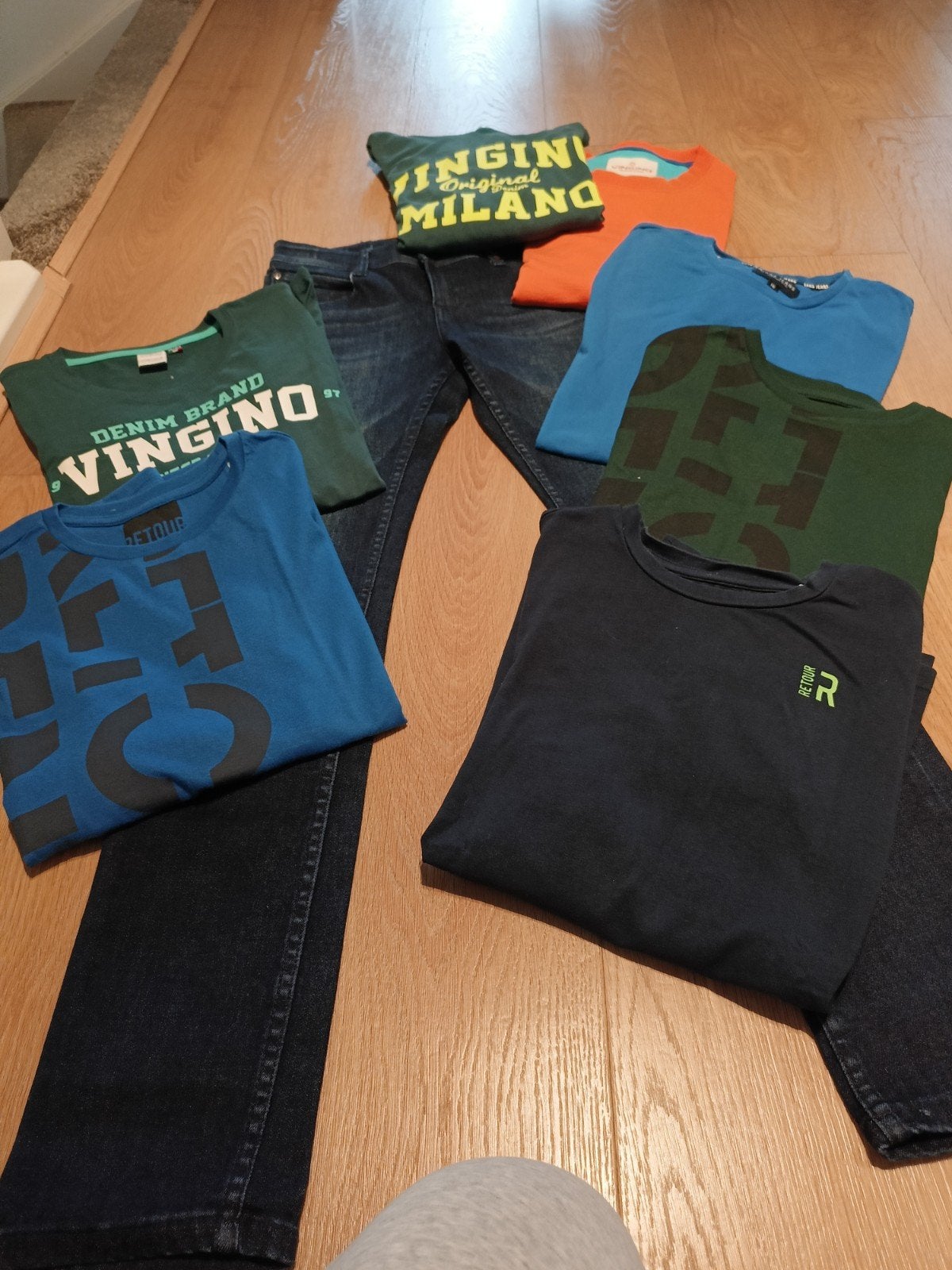 Jongenskledingpakket: Shirts, Truien, Spijkerbroek (164), Vingino, Cars, Retour, Ophalen of Verzenden, Zo goed als nieuw, Setje