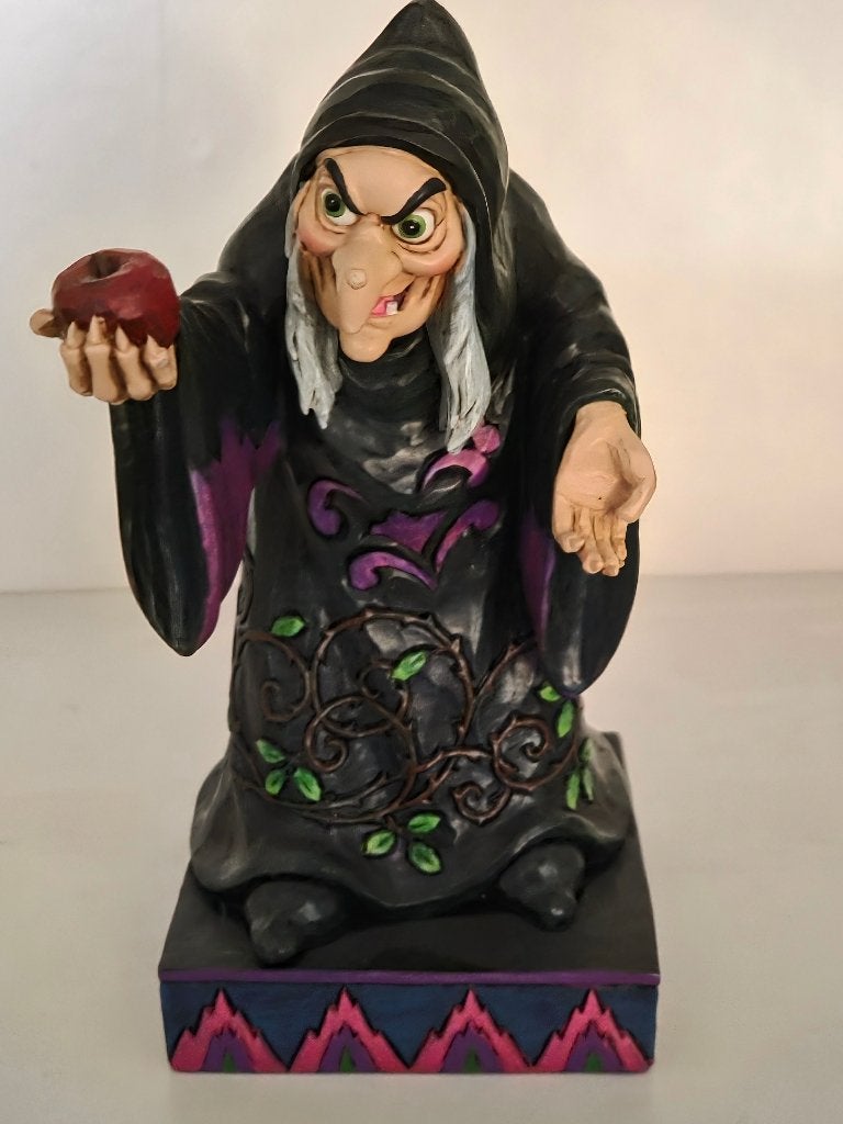 Disney Traditions Old Hag, Ophalen of Verzenden, Zo goed als nieuw, Beeldje of Figuurtje