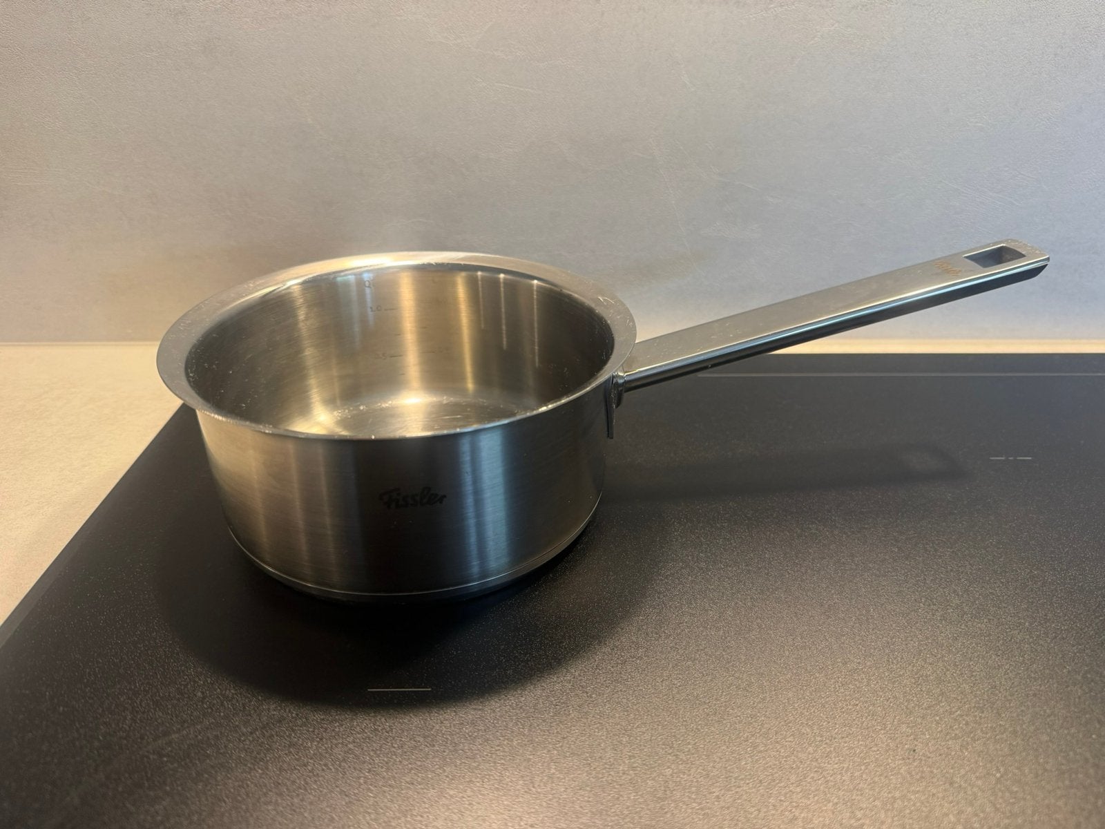 Te koop Fissler original profi steelpan 16 cm, Ophalen of Verzenden, Zo goed als nieuw, Rvs, Pannenset