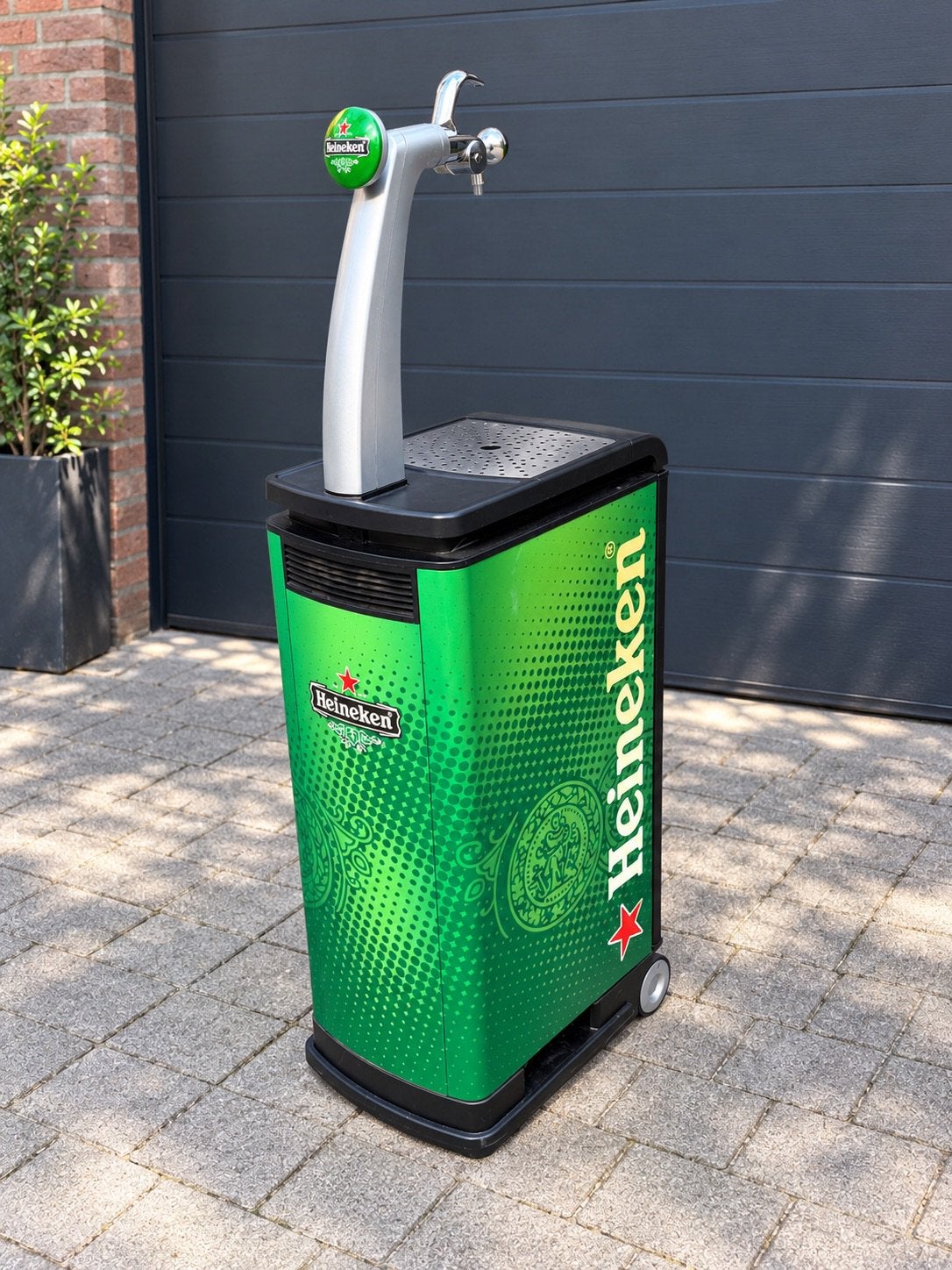 Biertap 20L te huur - Tilburg: Incl Aansluiting + Levering, Ophalen of Verzenden, Zo goed als nieuw, Overige merken