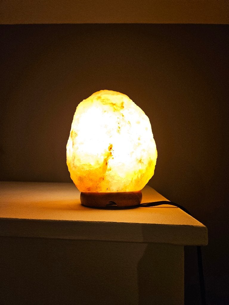Himalaya zoutlamp, Huis en Inrichting, Zoutlamp, Gebruikt, Natuurlijk materiaal, Ophalen of Verzenden