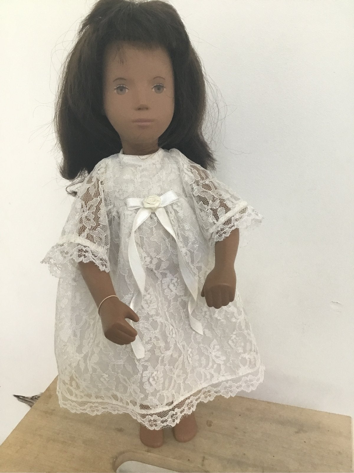 Kanten poppenjurk voor 40 cm pop, ook sasha, Verzamelen, Ophalen of Verzenden, Nieuw, Kleertjes