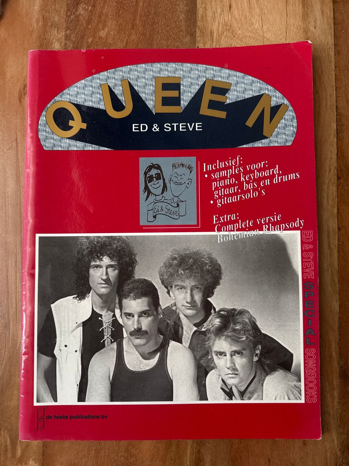 Queen Ed & Steve Songbook - Piano, Gitaar, Bas, Drums, Muziek en Instrumenten, Bladmuziek, Ophalen, Gebruikt, Drums of Percussie