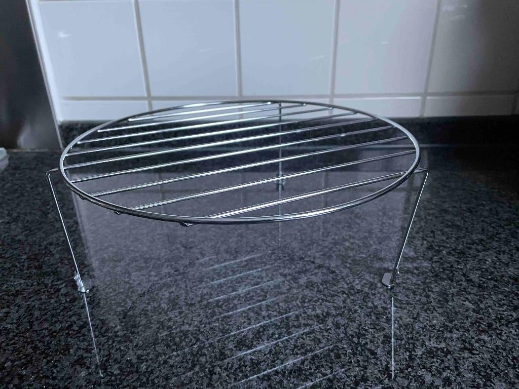 Magnetron rooster Braadrooster Sharp Klein en Rond, Ophalen of Verzenden, Zo goed als nieuw