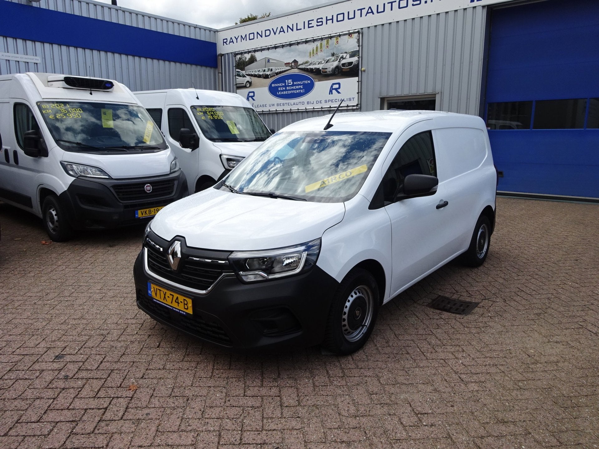 Renault Kangoo 1.5 Blue dCi Comfort AIRCO NAVI CRUISE CONTRO, Auto's, Voorwielaandrijving, Dealer onderhouden, Stof, Gebruikt