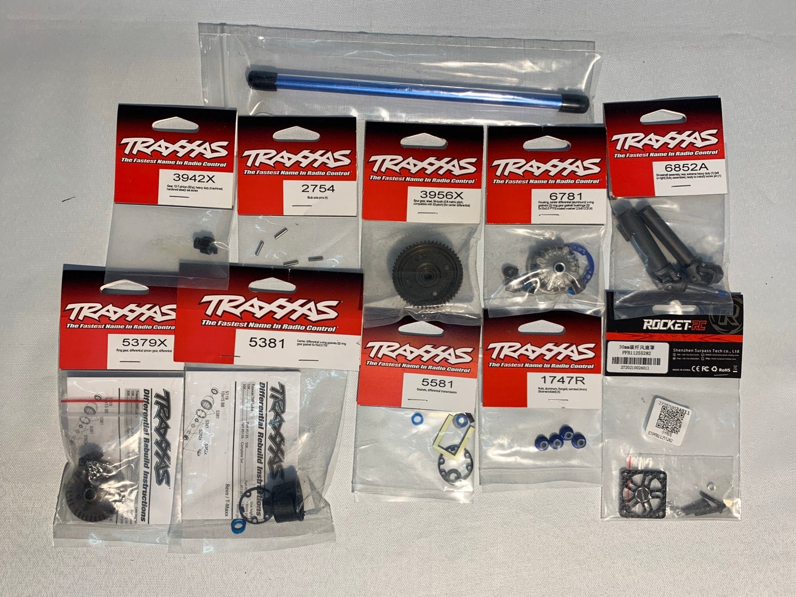 Traxxas Rustler 4x4, Slash 4x4, en Hoss reserve onderdelen, Hobby en Vrije tijd, Elektro, Nieuw, Ophalen of Verzenden, Schaal 1:10