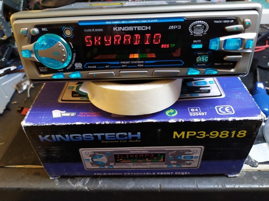Kingstech MP3-9818  radio/cd/mp3 speler vintage 2004, One Commonwealth 1 Commonwealth Lane. #09-18 Singapore 149544, Nieuw, Ophalen of Verzenden