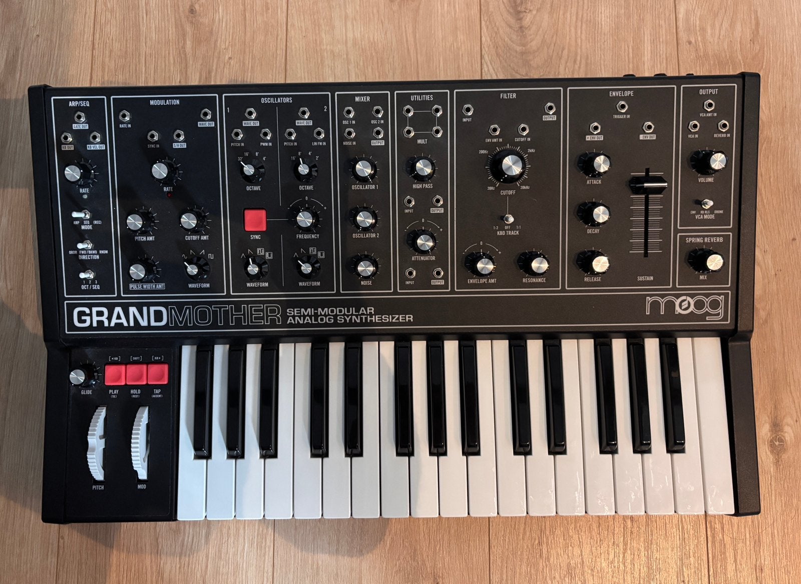 Moog Grandmother Dark Limited Edition, Ophalen, Zo goed als nieuw, Overige aantallen, Overige merken