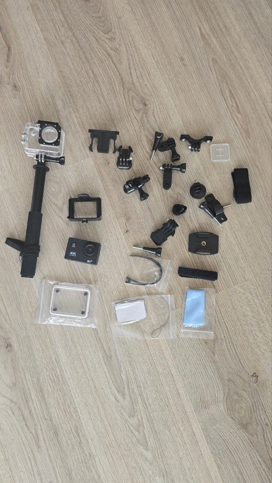 4K Ultra HD Action Camera met accessoires, Ophalen of Verzenden, Zo goed als nieuw, Overige merken