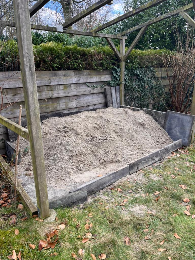 Wit zand gratis af te halen, Tuin en Terras, Zand, Ophalen, Zo goed als nieuw, Ophoogzand