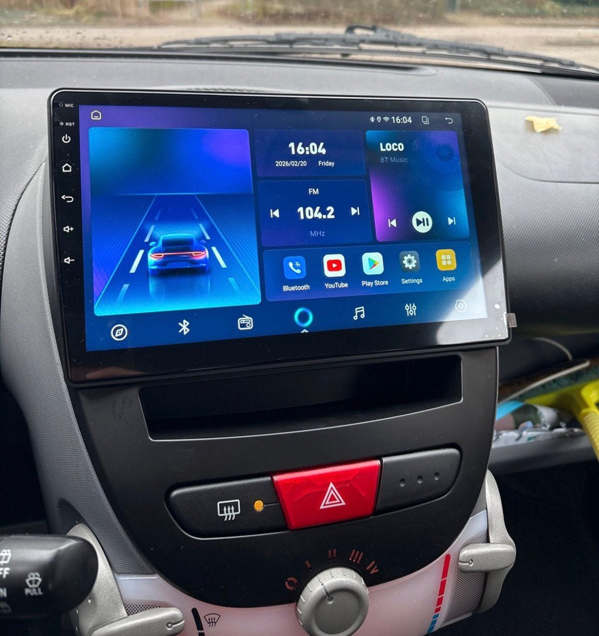 CarPlay / radio scherm citroen / peugeot, Auto diversen, Ophalen, Zo goed als nieuw