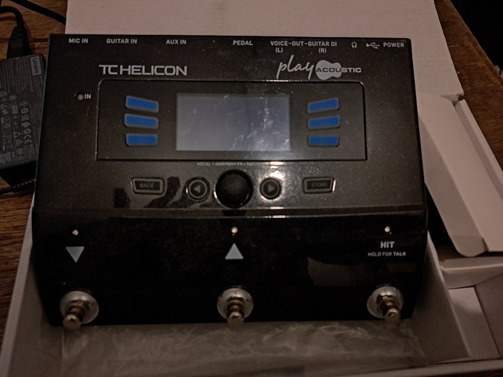 Foto 4 van TC-Helicon Play Acoustic