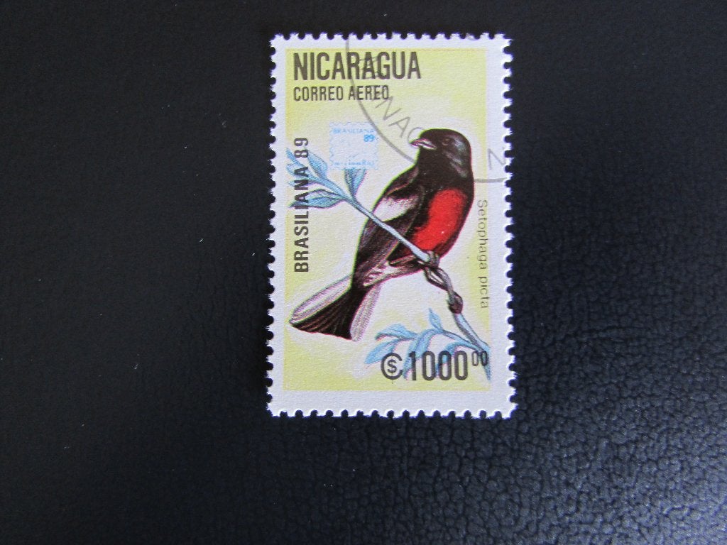 Postzegel Vogel: Gekleurde Roodstaart uit Nicaragua, Ophalen of Verzenden, Gestempeld, Dier of Natuur