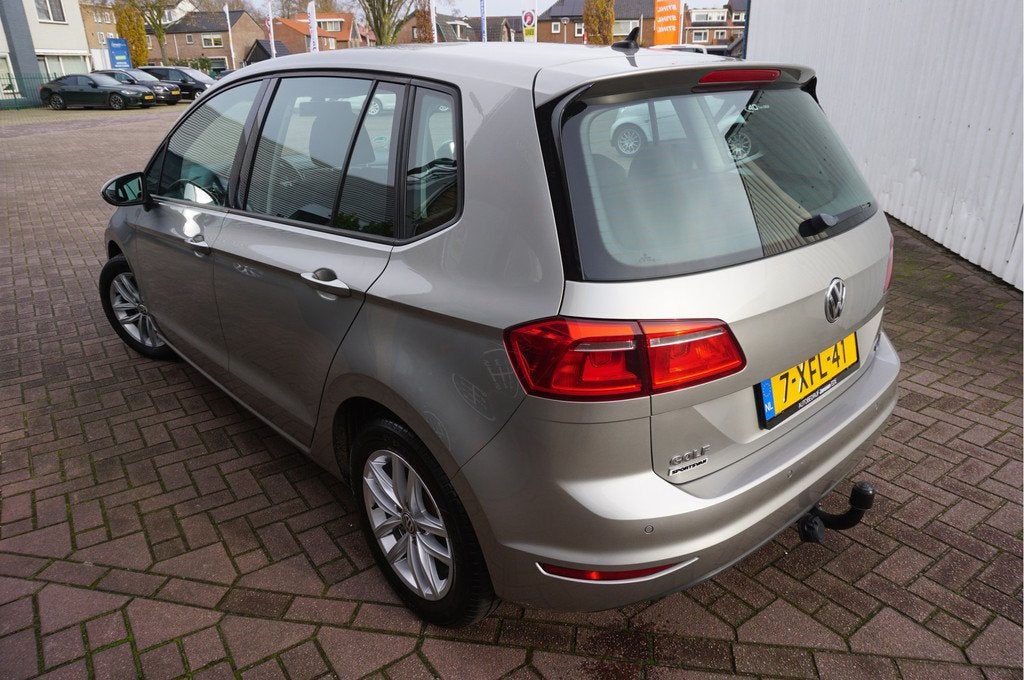 Volkswagen Golf Sportsvan 1.2 TSI Comfort Executive, Voorwielaandrijving, Gebruikt, Bedrijf, Handgeschakeld