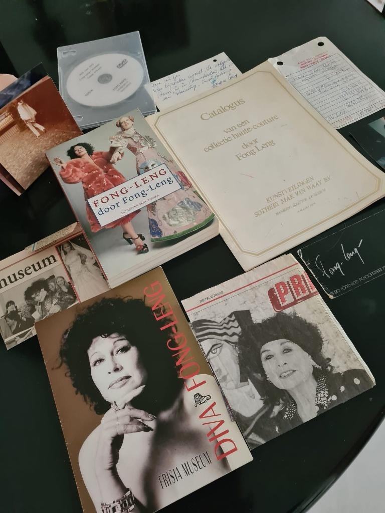 Fong Leng collectie – boek, krantenknipsels & dvd, Ophalen of Verzenden, Zo goed als nieuw, Overige onderwerpen