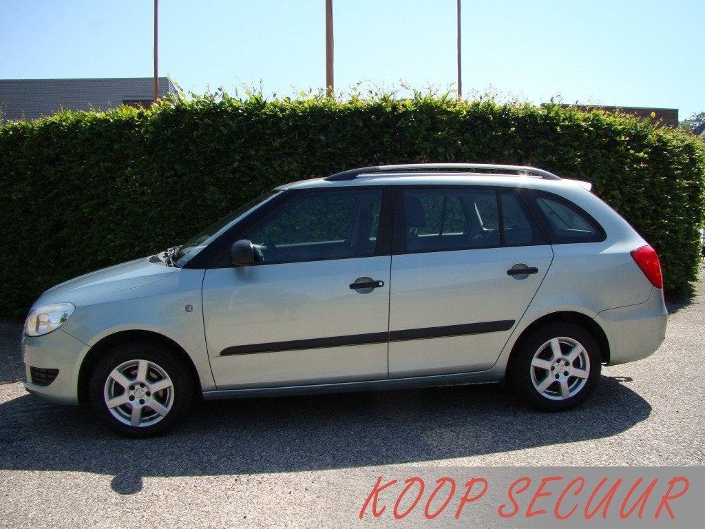 Skoda Fabia Combi 1.2 TSI Ambition (bj 2011), Auto's, Euro 5, 4 cilinders, Handgeschakeld, Geïmporteerd
