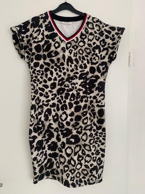 Enjoy jurk-panterprint-maat S, Beige, Enjoy, Nieuw, Ophalen of Verzenden
