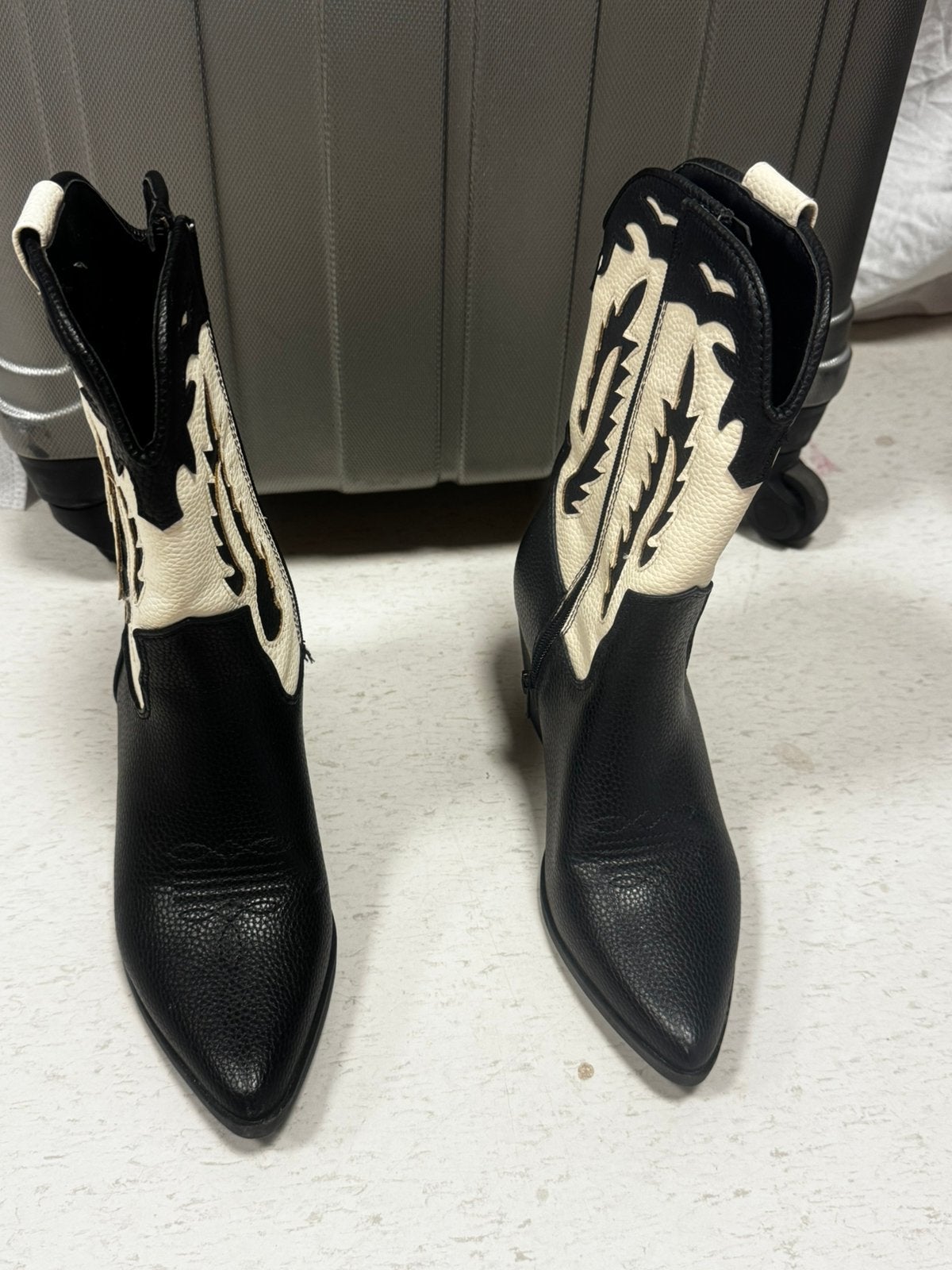 Shoes, Ophalen, Zo goed als nieuw, Wit, Sneakers of Gympen
