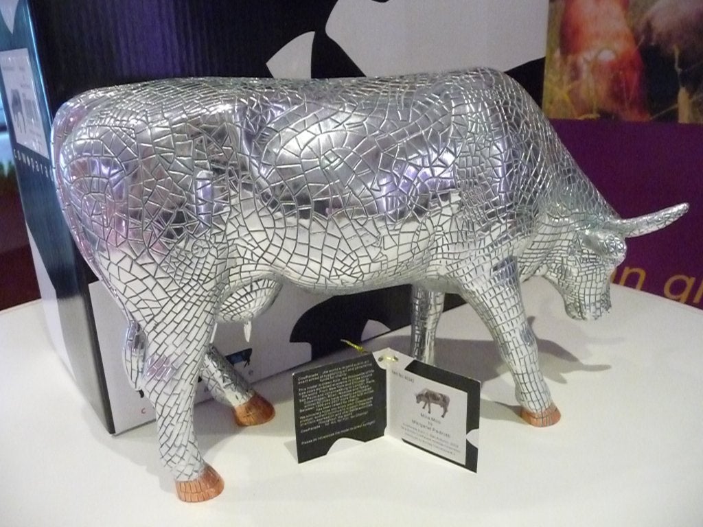 Nieuw Cow Parade koe Mira Moo silver large incl. verzending., Ophalen of Verzenden, Beeld