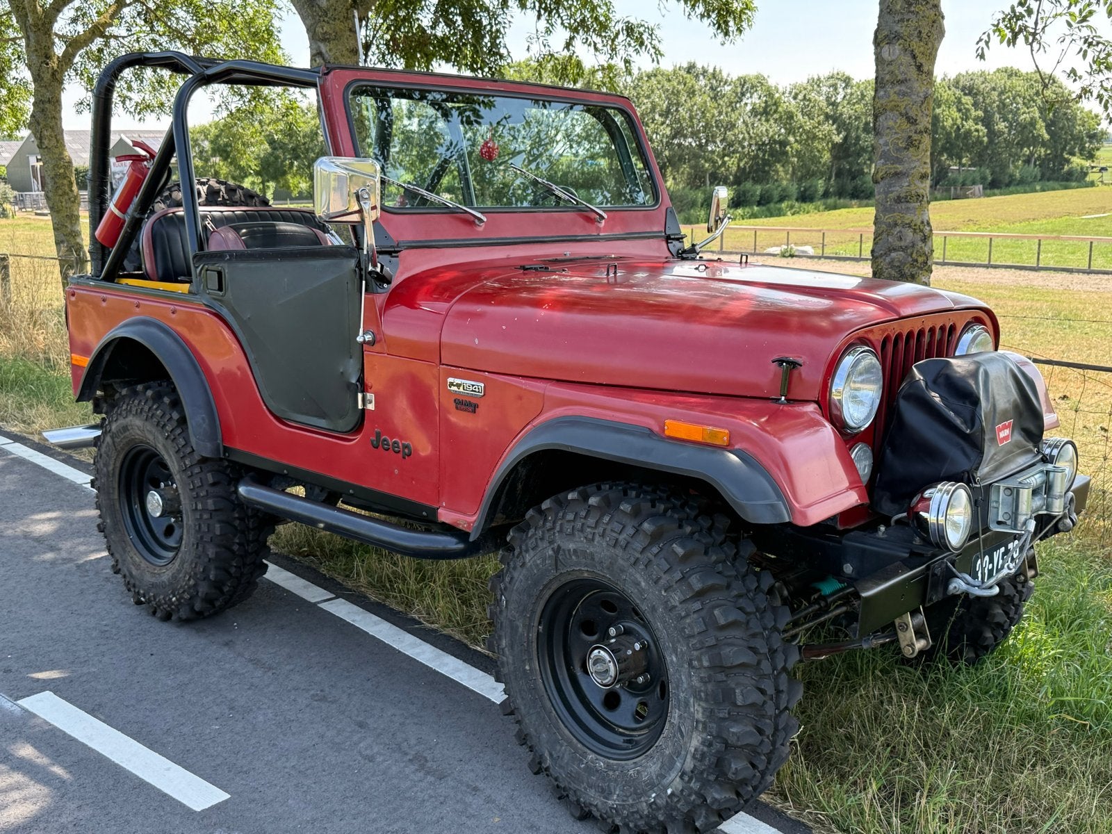 Jeep cj5 1977 v8 5,9 ltr wegenbelastingvrij Oldtimer, Auto's, Jeep, 1694 kg, 8 cilinders, CJ, Overige bekleding