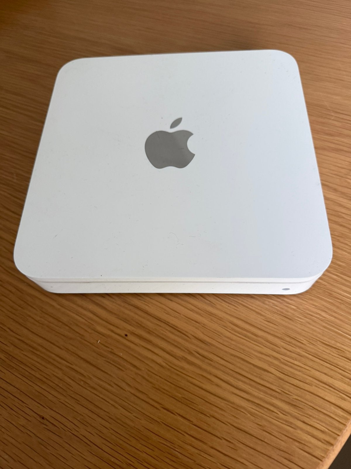 AirPort Extreme Base Station model: A1354, Ophalen of Verzenden, Gebruikt, Router