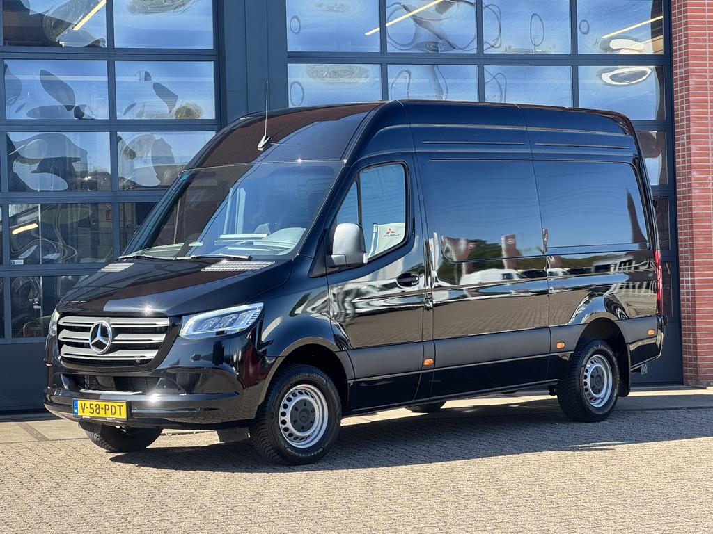 Mercedes-Benz Sprinter 317 L2H2 | 3,5t Trekhaak | LED | Navi, Automaat, Gebruikt, 4 cilinders, Zwart