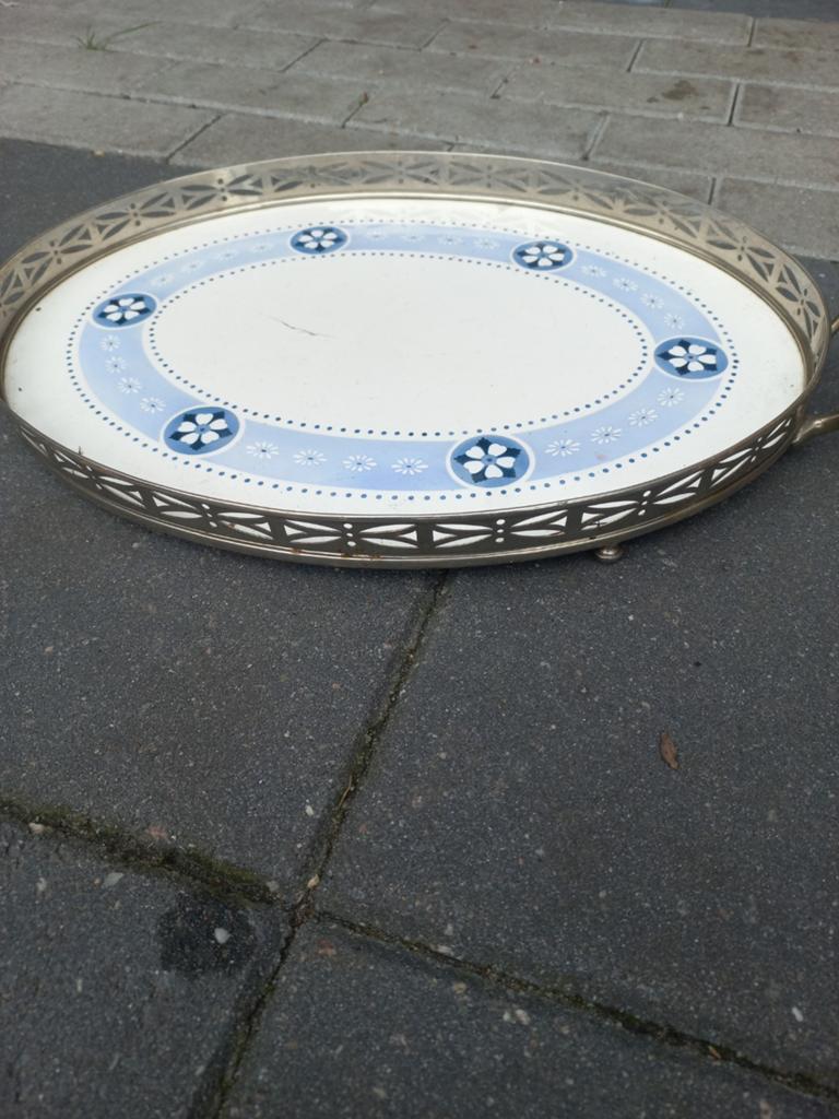 Vintage serveerblad met blauw bloemenpatroon, Antiek en Kunst, Antiek | Schalen, Ophalen of Verzenden