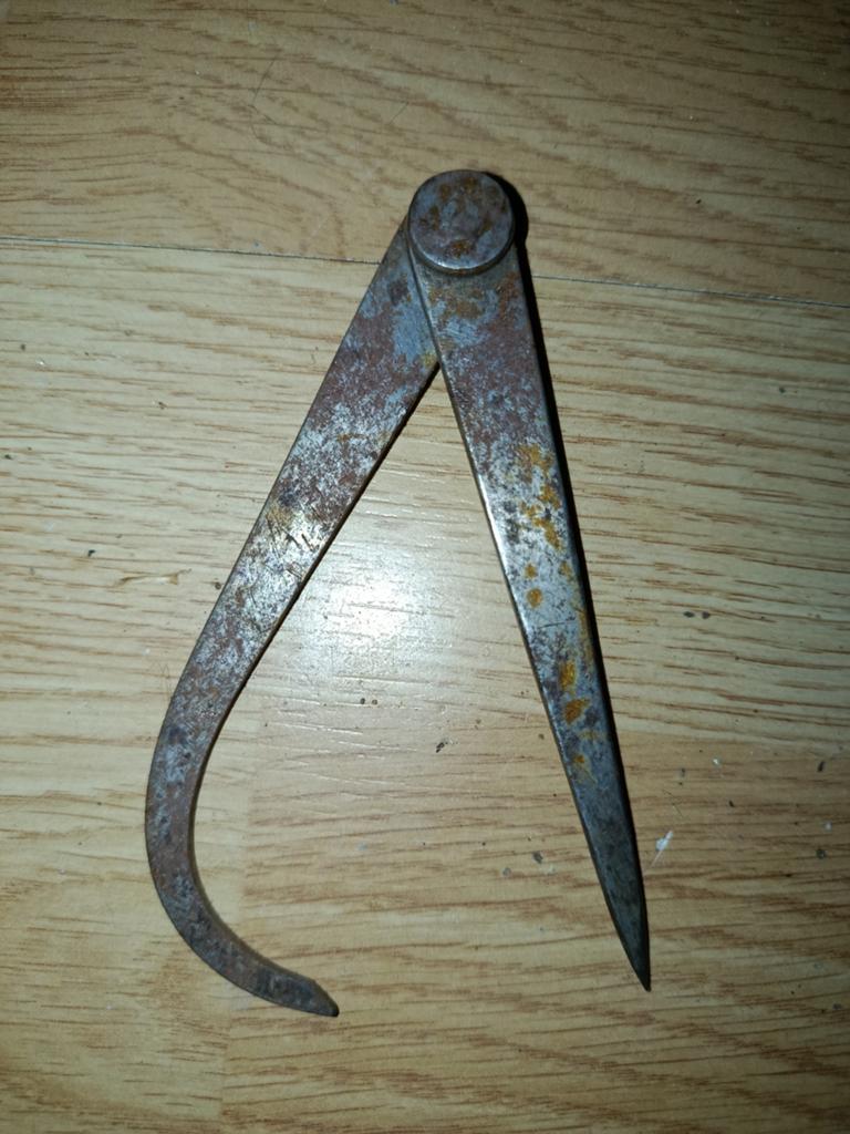 Oude roestige passer - Vintage gereedschap, Antiek en Kunst, Antiek | Gereedschap en Instrumenten, Ophalen of Verzenden