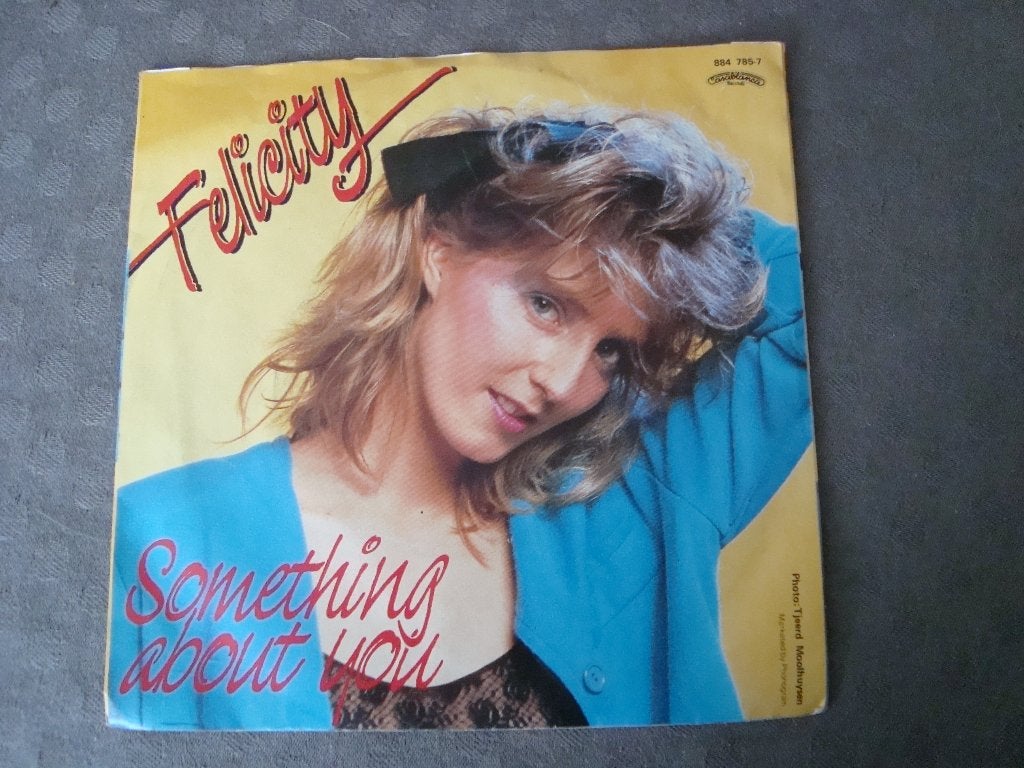 Felicity - something about you, Ophalen of Verzenden, Zo goed als nieuw, Pop