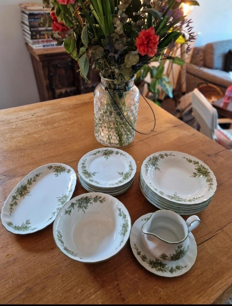Prachtige NB Form Und Design Exclusive servies set, Huis en Inrichting, Keuken | Servies, Zo goed als nieuw, Compleet servies