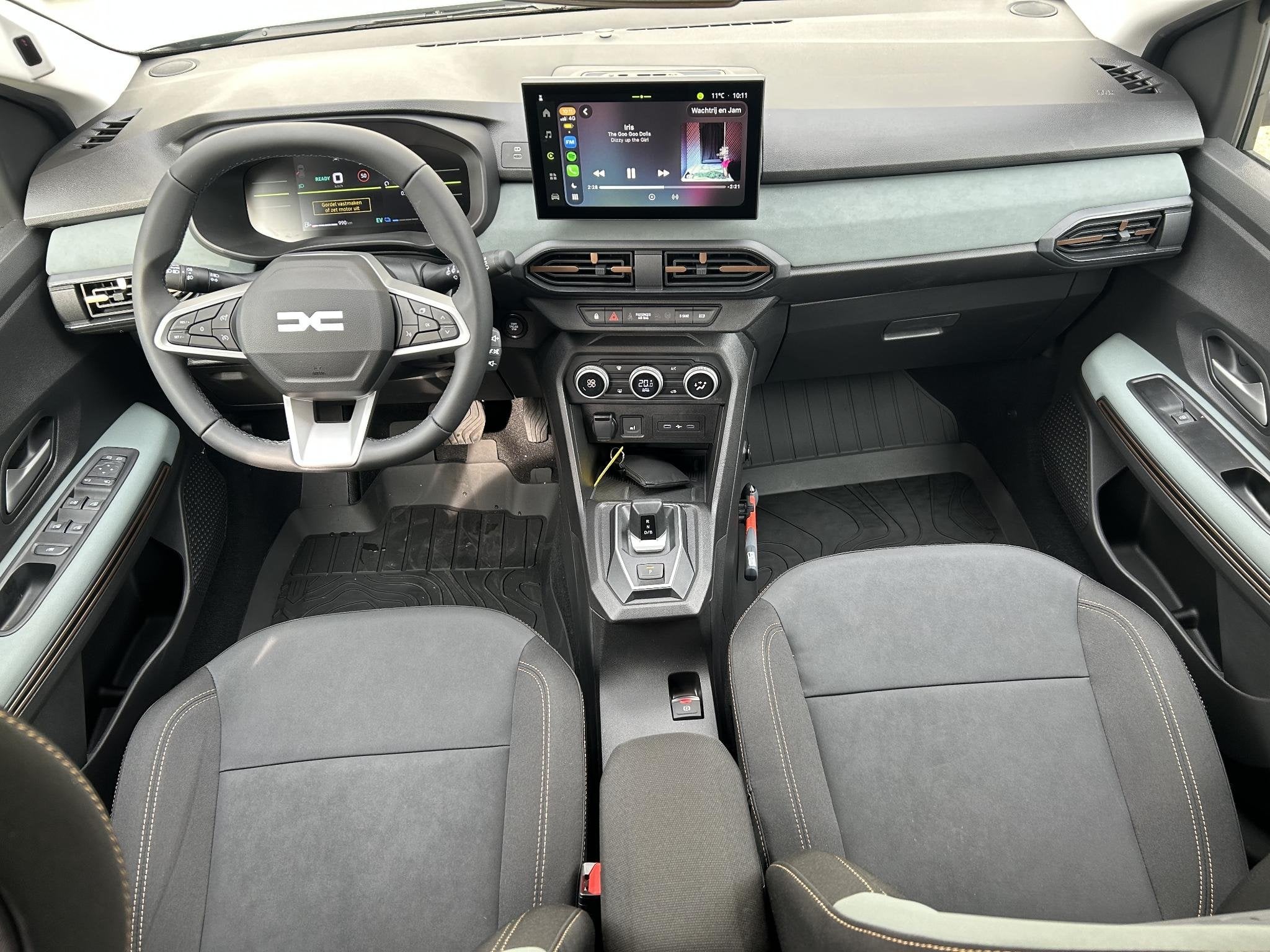 Dacia Jogger 1.8 hybrid 155 limited edition 7p / Rondom Came, Auto's, Euro 6, 4 cilinders, 7 stoelen, Origineel Nederlands