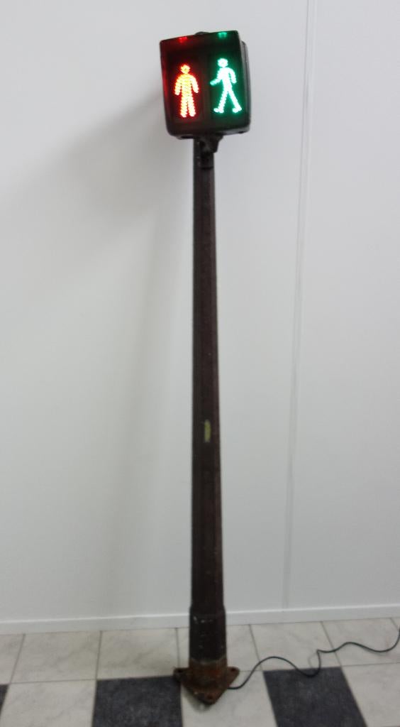 stoplicht met verlichting DECORATIE oud zwaar metalen pilaar, Ophalen, Vintage, Gebruikt, Metaal