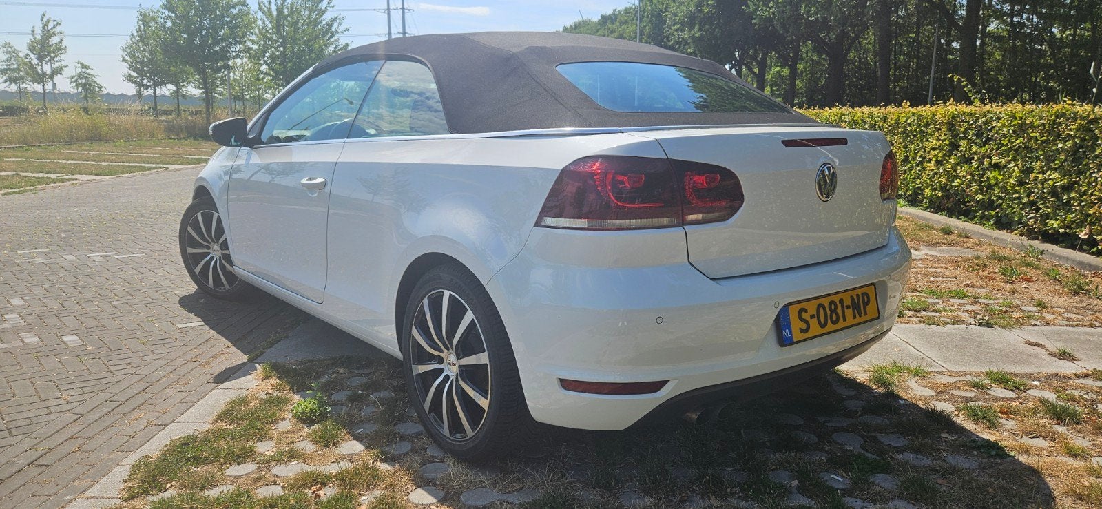 Volkswagen Golf 1.4 TSI 90KW Cabrio 2013 Wit, Auto's, Voorwielaandrijving, 4 cilinders, Cabriolet, 4 stoelen