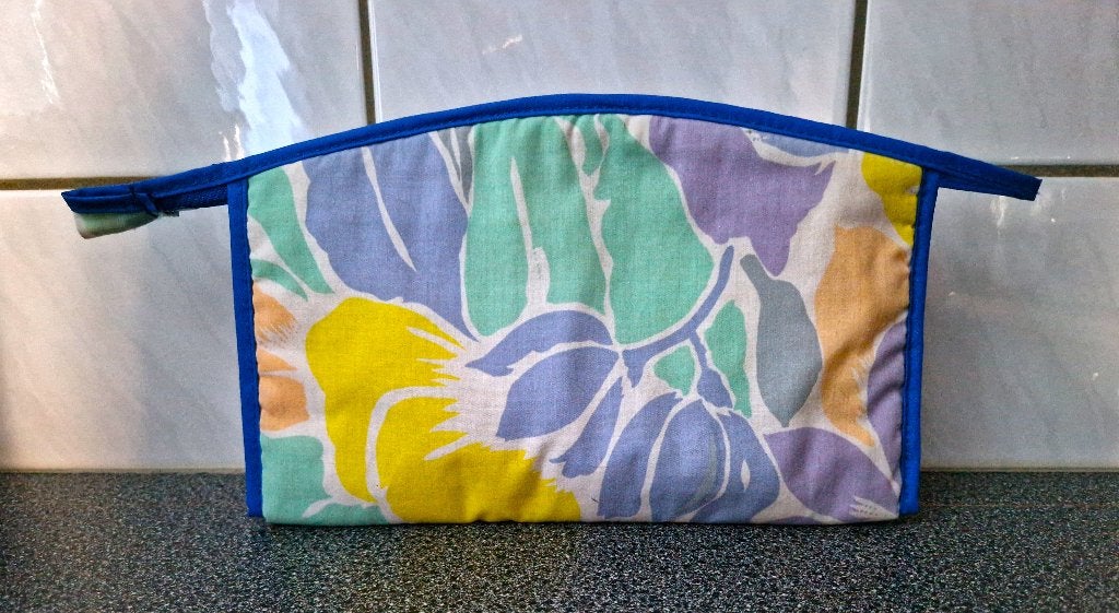 Toilettas met diverse kleurtjes, Ophalen of Verzenden, Gebruikt, Overige kleuren, Jongen of Meisje