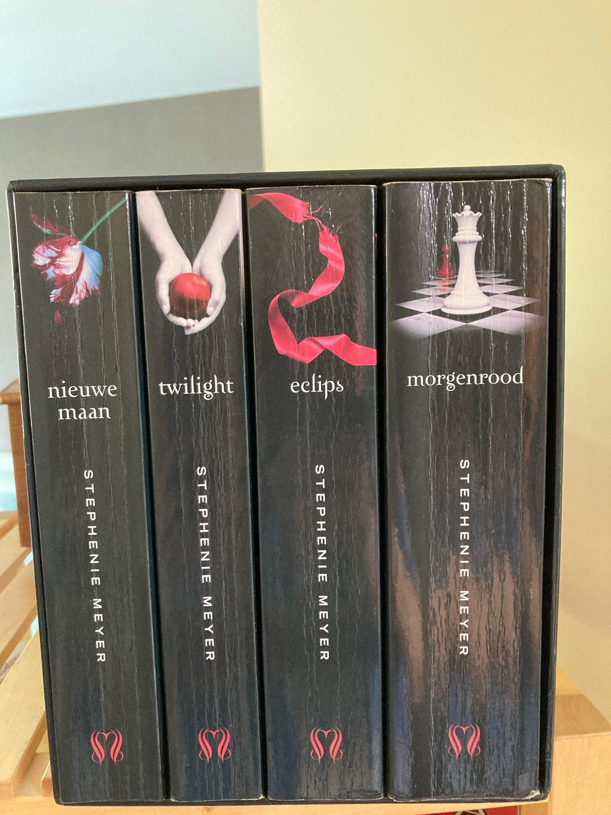 Twilight Saga Boxset - Stephenie Meyer (4 boeken), Ophalen of Verzenden, Gelezen