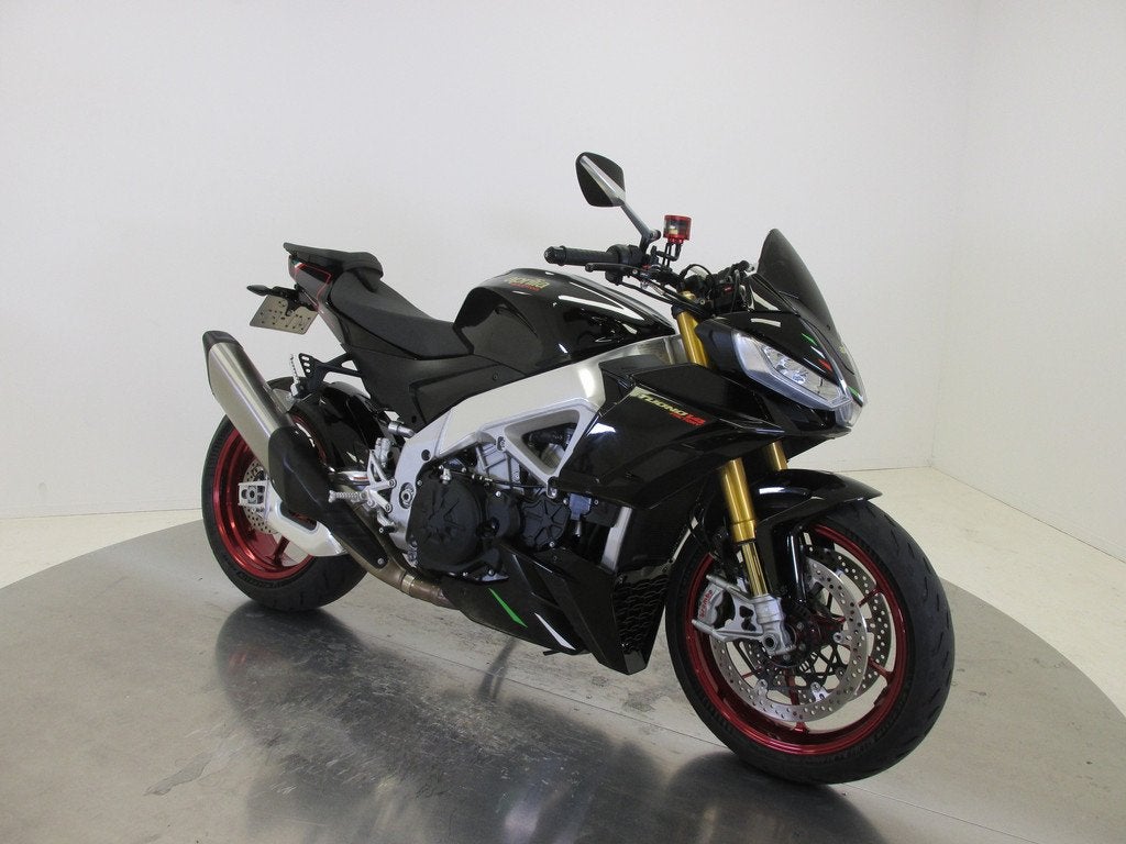 Aprilia TUONO V4 1100 FACTORY (bj 2023), Bas@piaggio.nl, Piaggio Benelux bv., Bedrijf, Minervum 7272
4817 ZM  Breda, NL