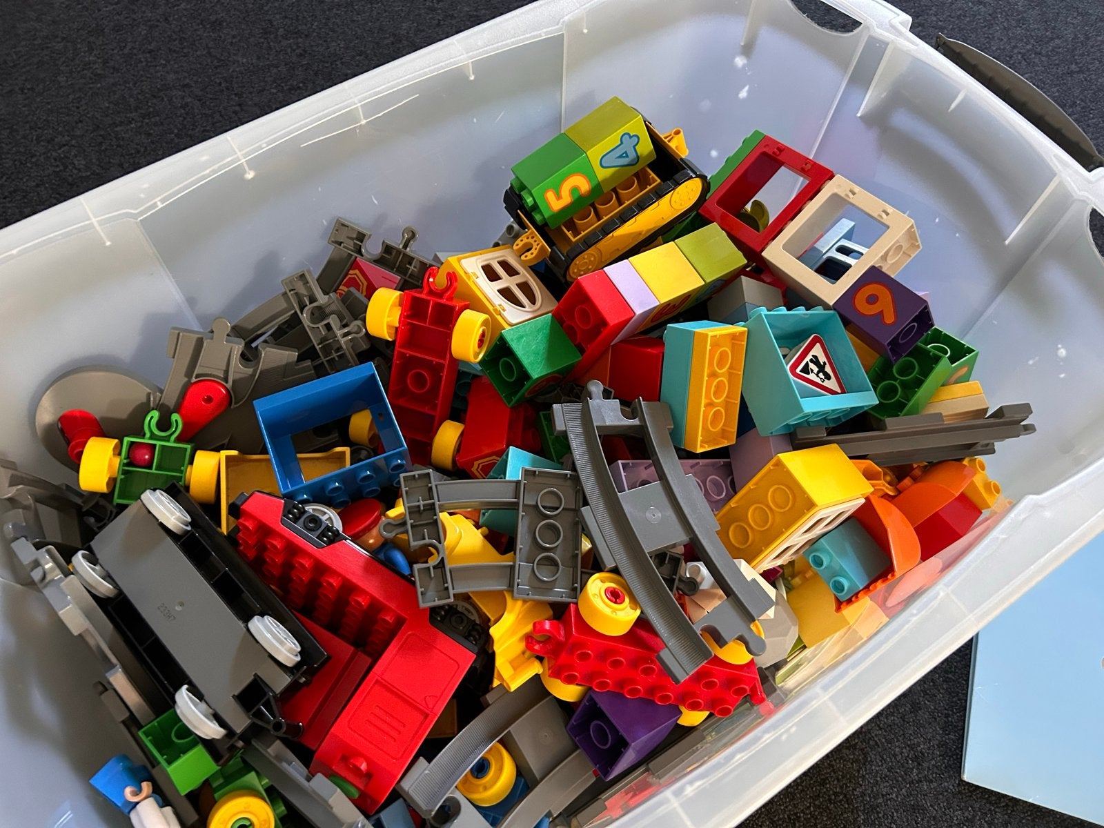 Grote partij LEGO Duplo met treinen, dieren en meer!, Kinderen en Baby's, Ophalen, Inclusief minifiguren, Zo goed als nieuw, Duplo