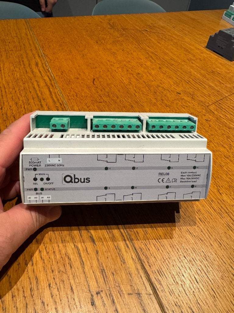qbus relais module / rolluikmodule / Led dimmer, Ophalen, Zo goed als nieuw, Overige merken, Relais