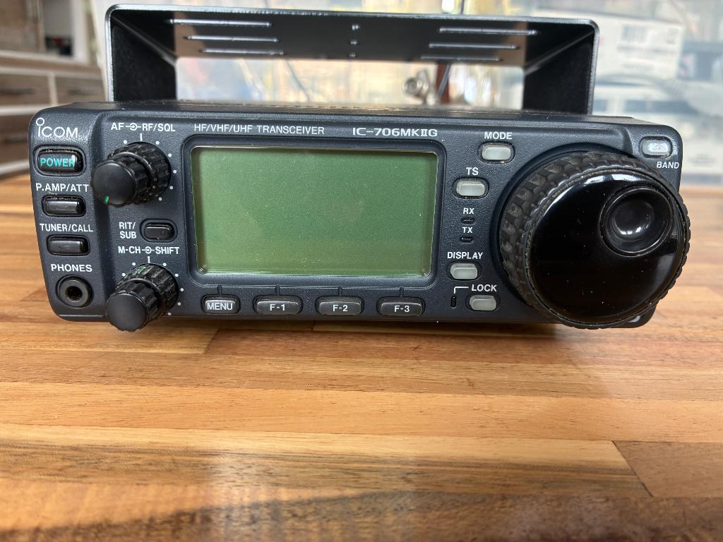 ICOM IC706MKII G, Ophalen, Gebruikt, Zender en Ontvanger